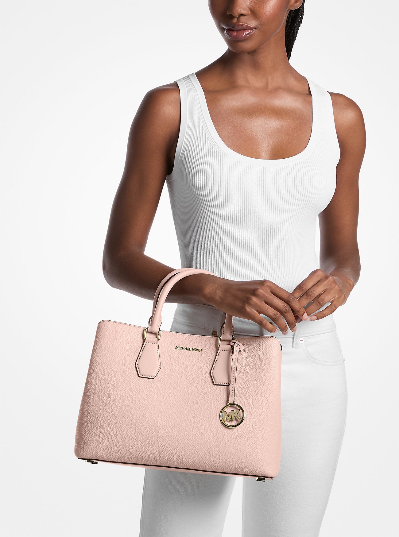 SOFT PINK