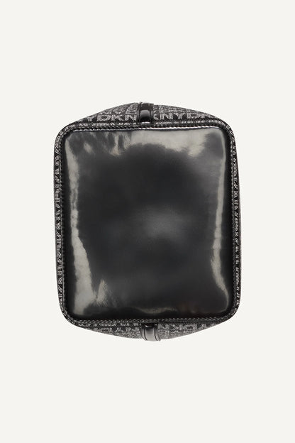 black_logo_black