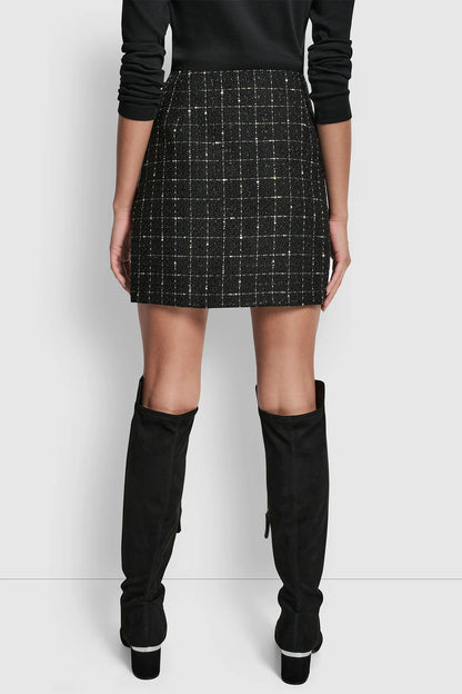 black/gold_window_pane_boucle