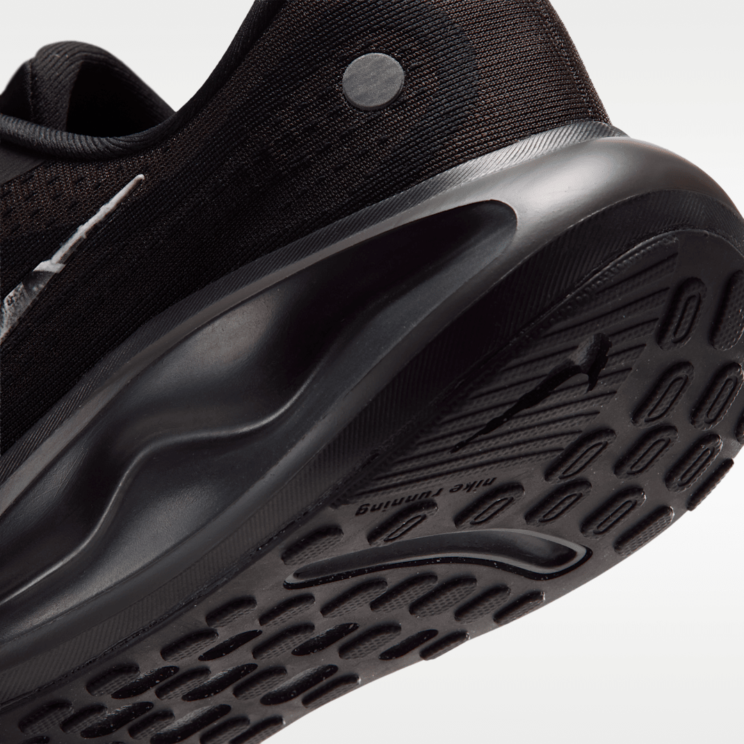 Black/Dark Smoke Grey/Iron Grey/White