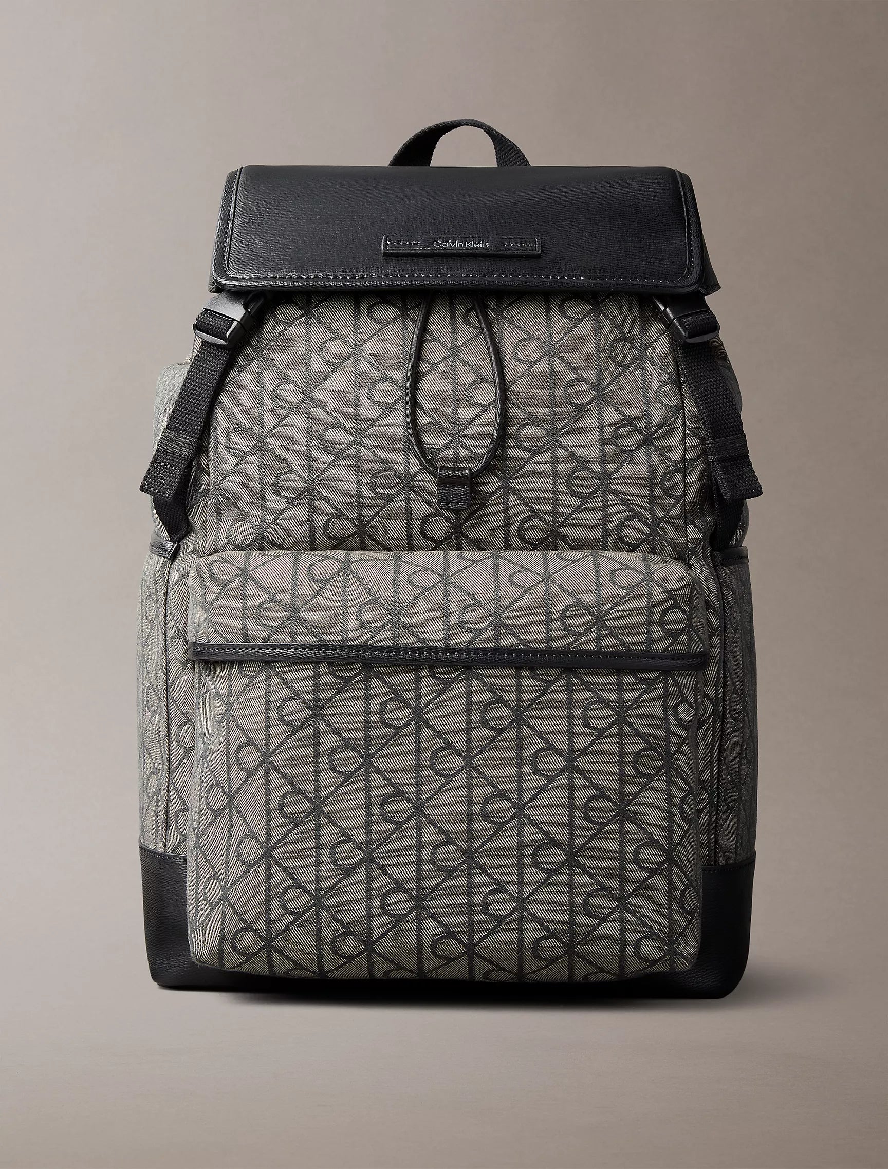 Lotus Beige / Black Aop