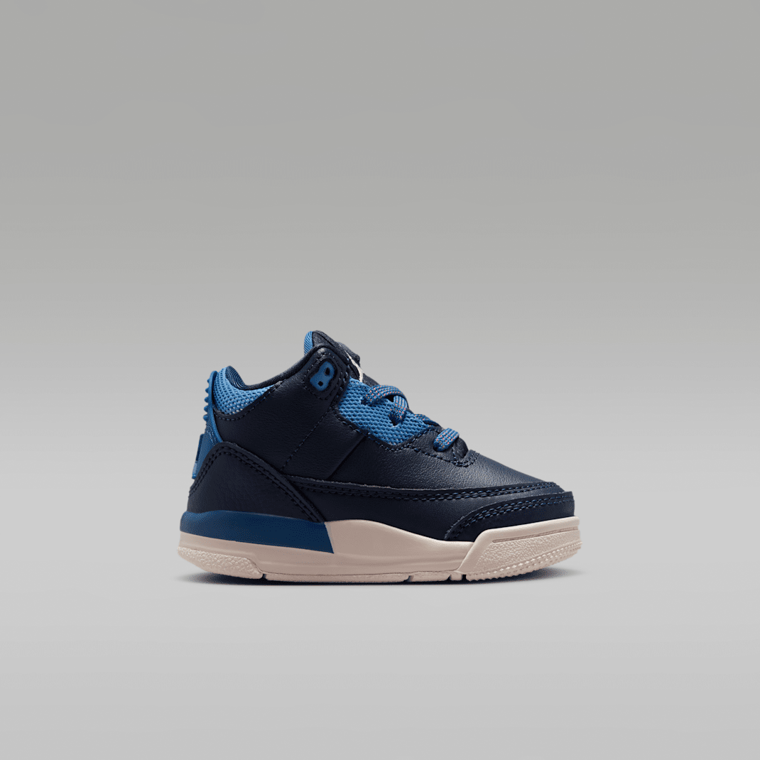 Obsidian/Track Red/Chalk/Chalk