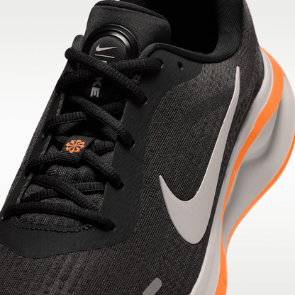Black/Total Orange/College Grey/Cream II