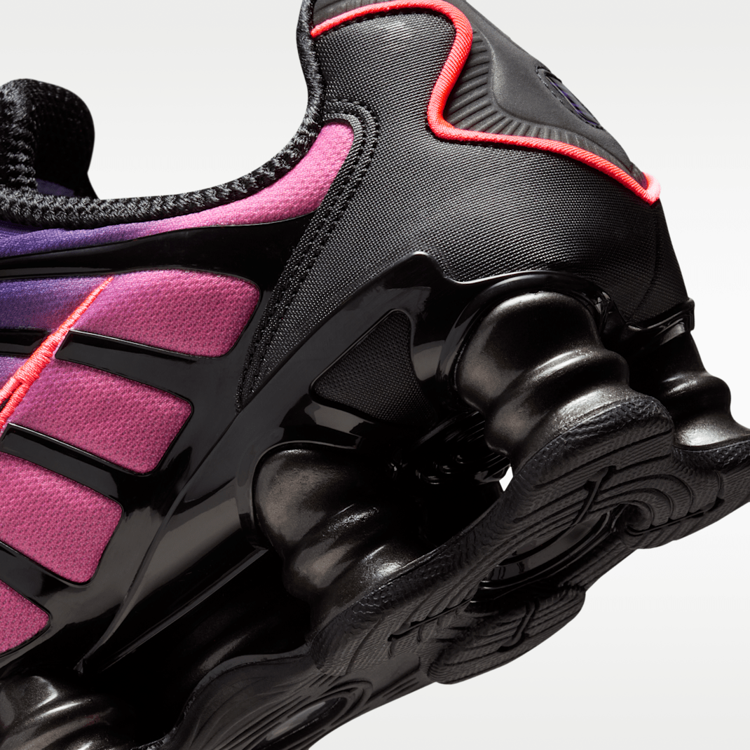 Court Purple/Metallic Black/Peony/Hot Lava