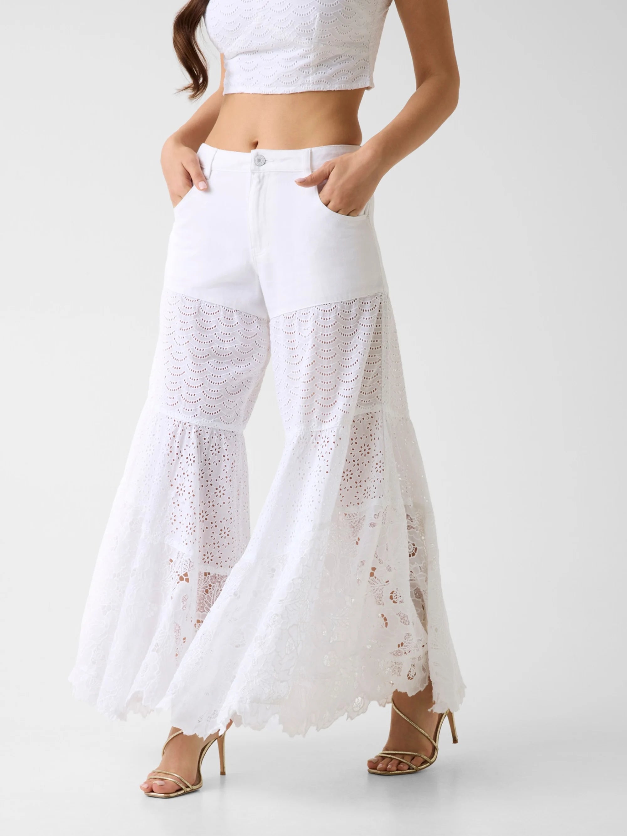 White Wave Lace