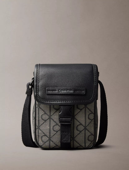 Lotus Beige / Black Aop