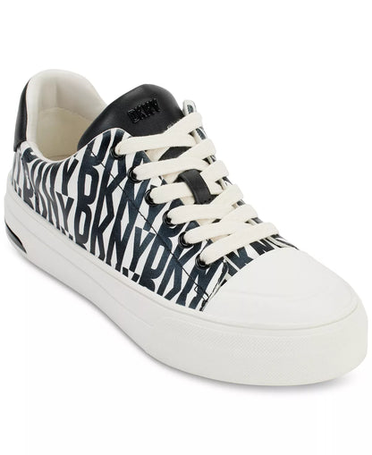 Black/Eggnog