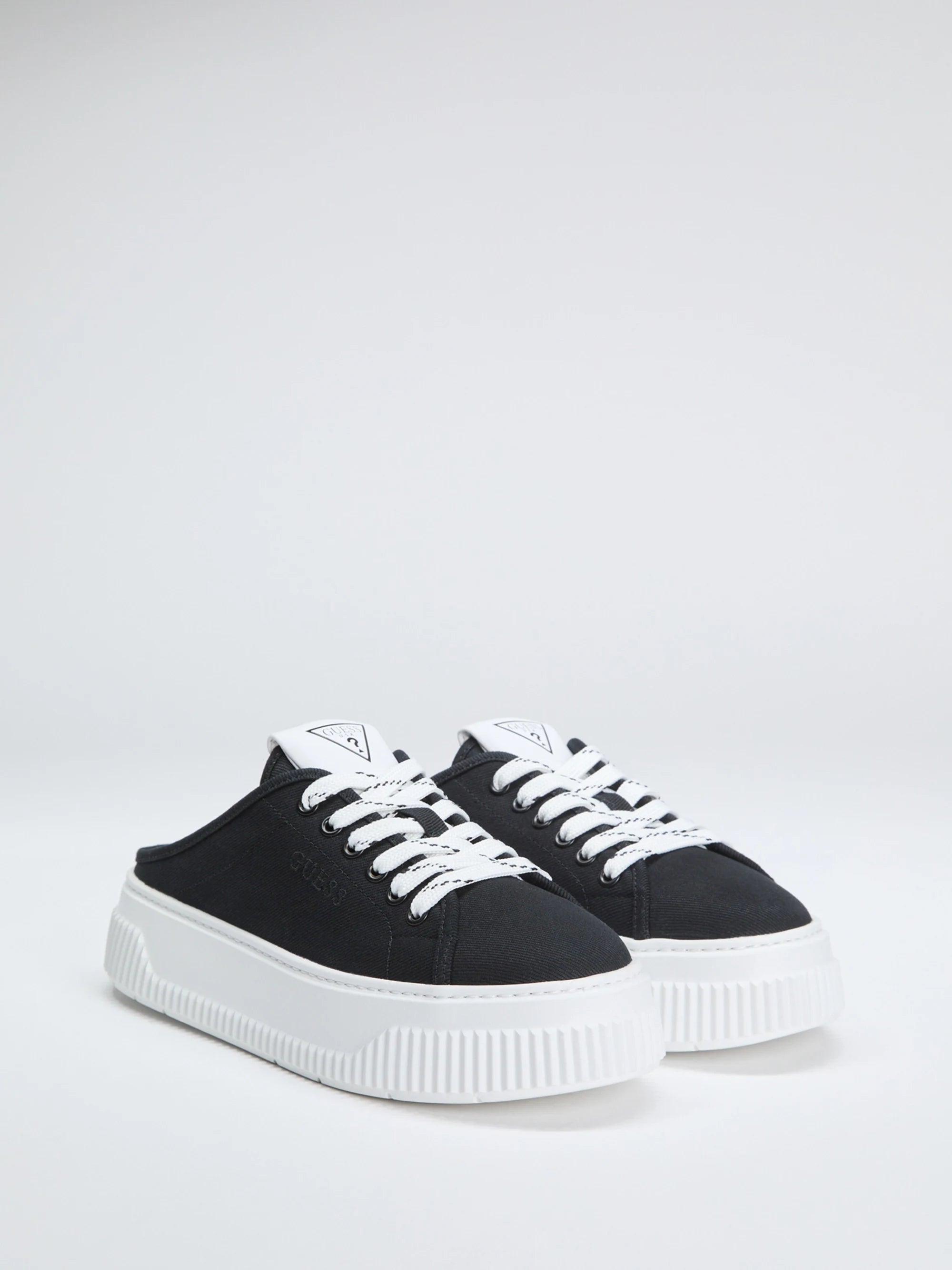 Black 001