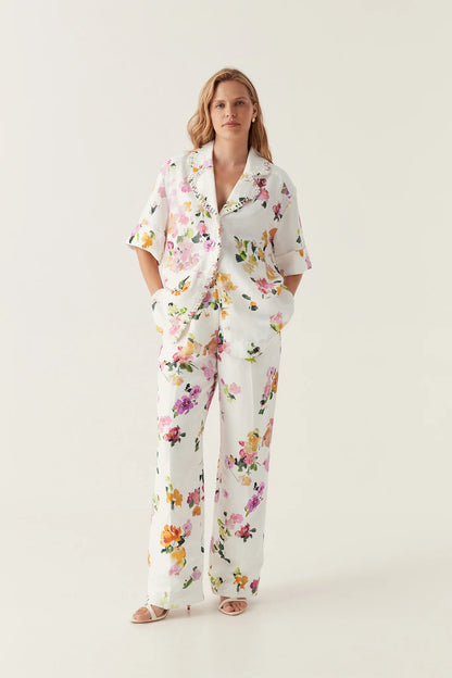 SCATTERED FLORAL