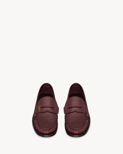 Vendome Red