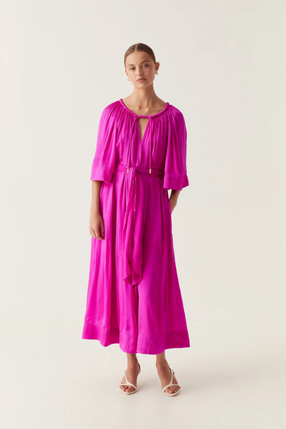 DEEP MAGENTA