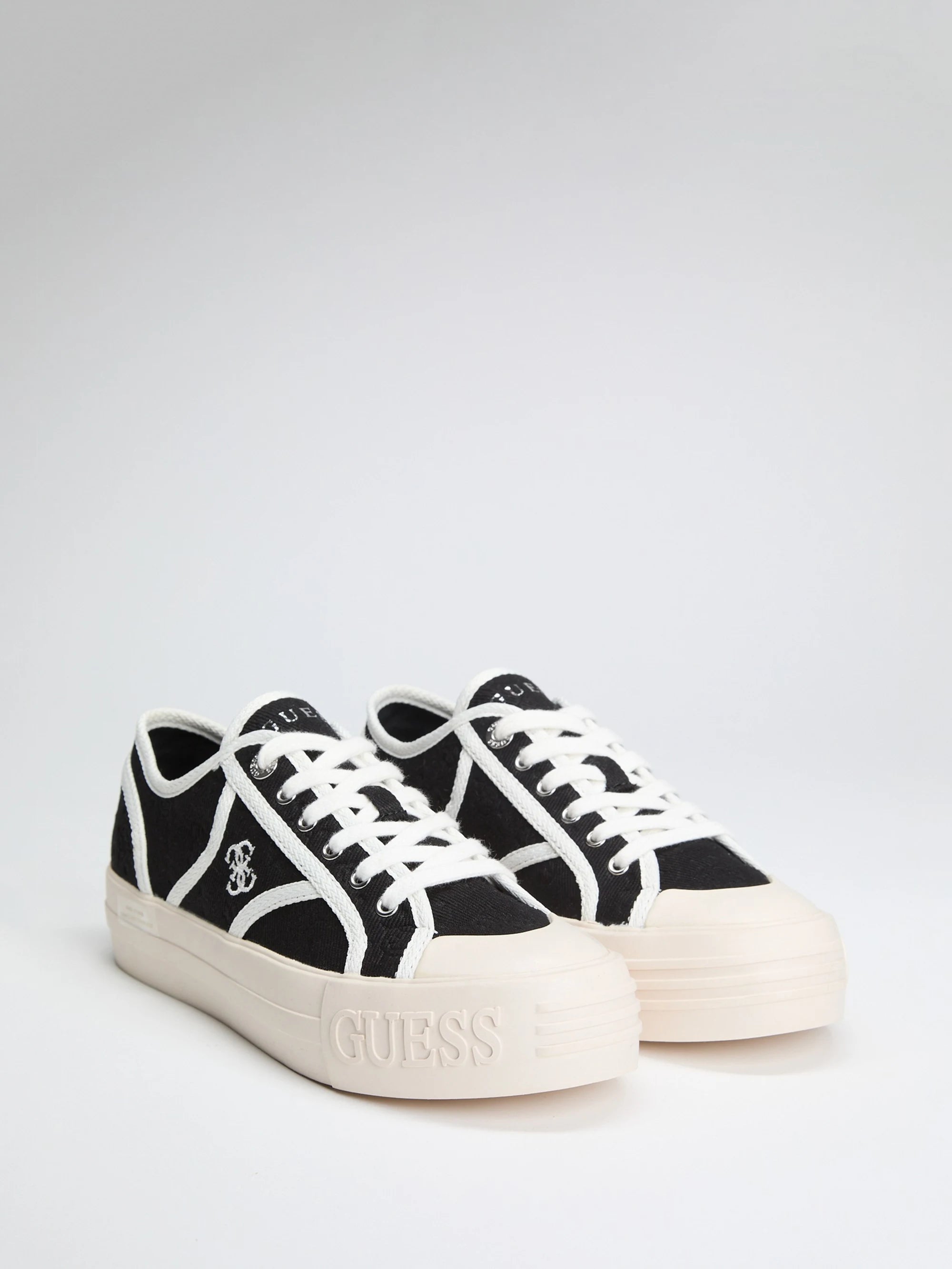 Black 001