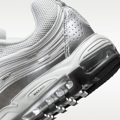 Flat Silver/Metallic Silver/Black/Metallic Silver