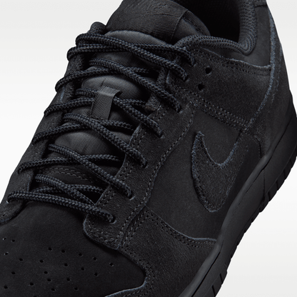 Black/Black/Black