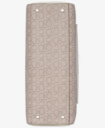 Almond Taupe/Cherub White/Dove