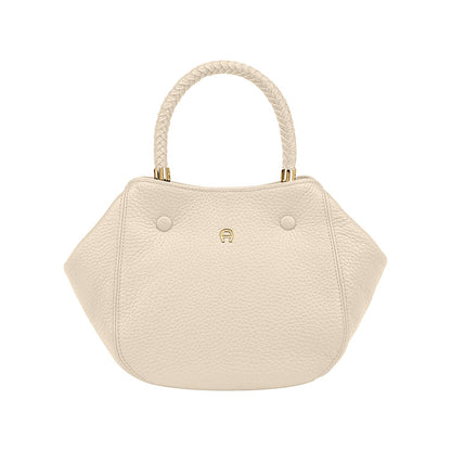 Macadamia white