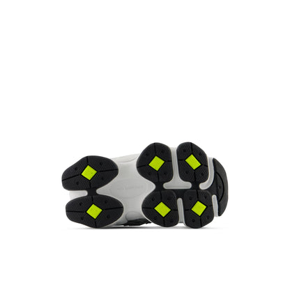 Alkaline Green With Harbor Grey