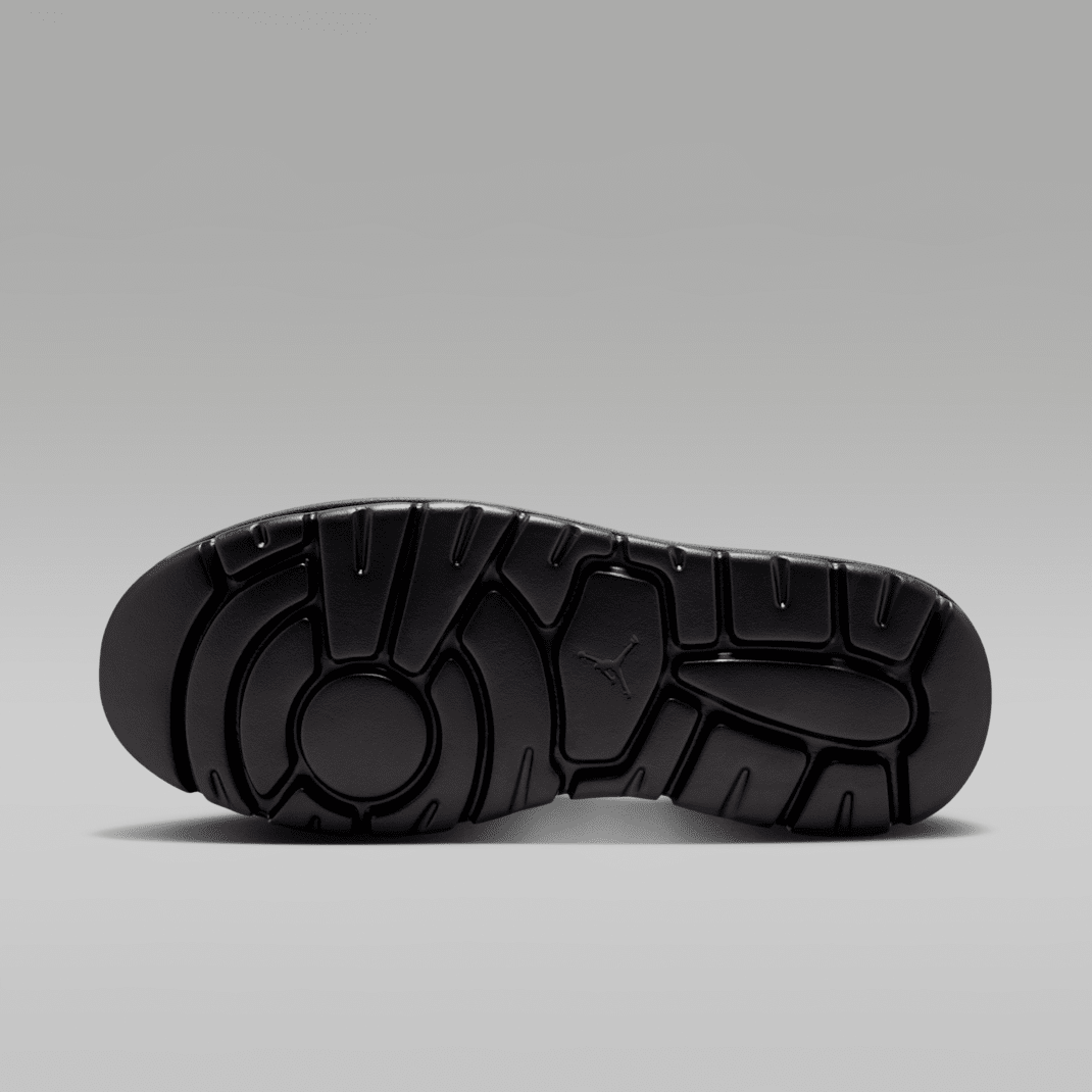 Summit White/Black/Metallic Silver