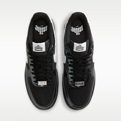 Black/White