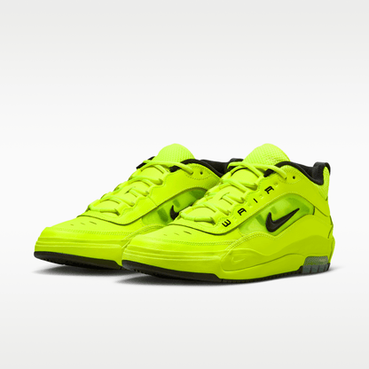 Volt/Volt/Black/Black