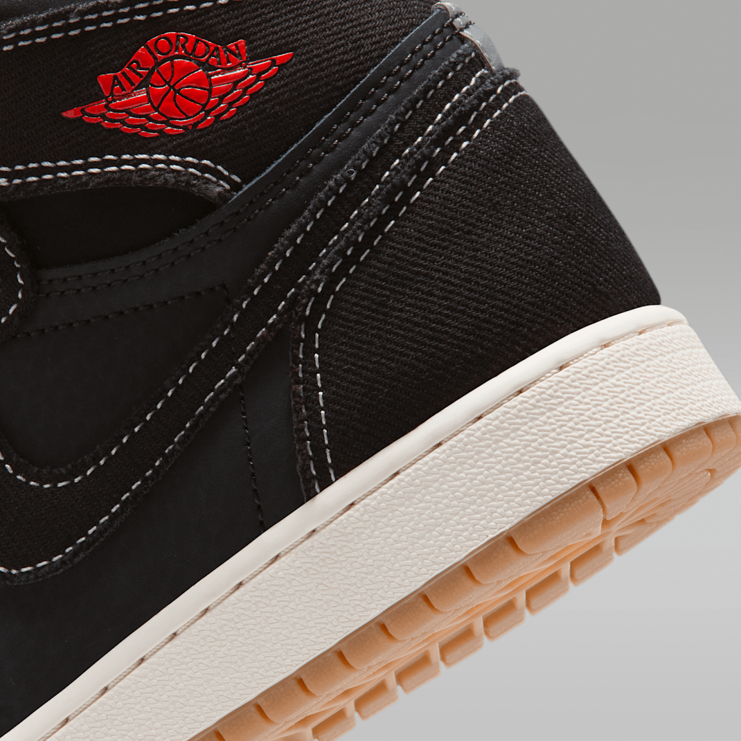 Black/Sail/Gum Medium Brown/University Red