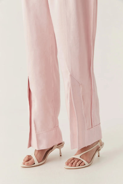 SOFT PINK