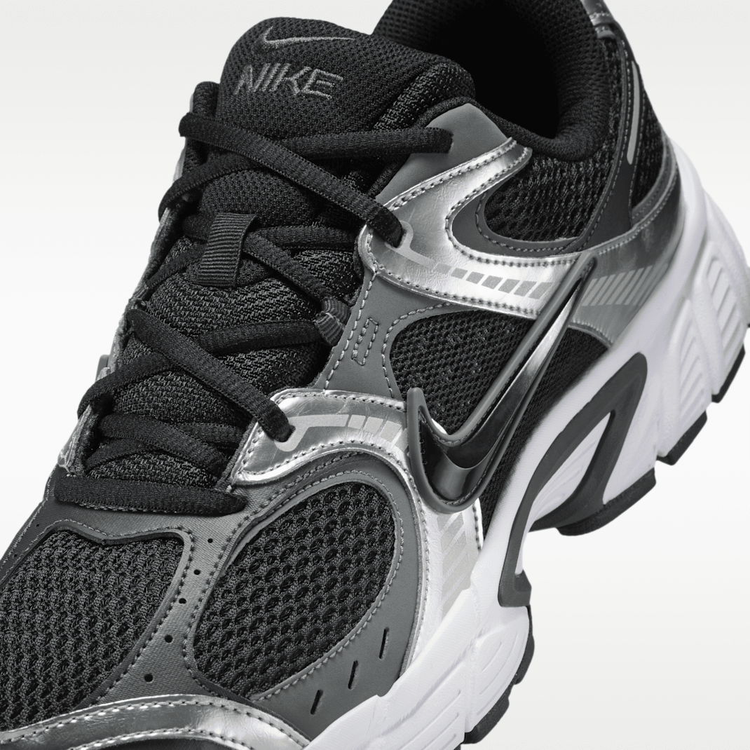 Black/Anthracite/Smoke Grey/Black 2