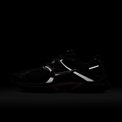 Black/Dark Smoke Grey/Pink Blast/Black