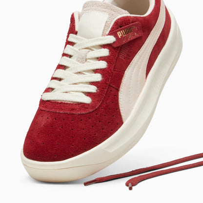 Intense Red-Frosted Ivory