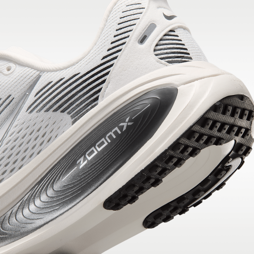 Summit White/Sail/Photon Dust/Metallic Silver