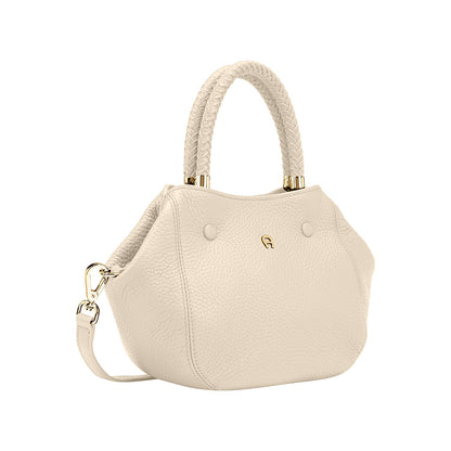 Macadamia white