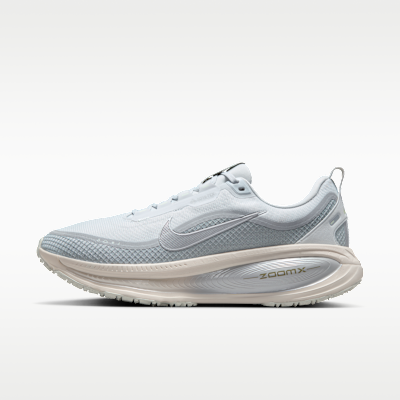 Pure Platinum/Light Pumice/Barely Green/Metallic Silver