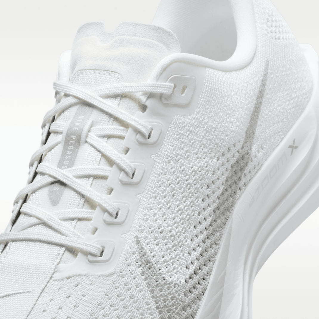 White/Wolf Grey/Pure Platinum
