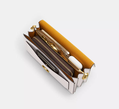 Brass/Chalk