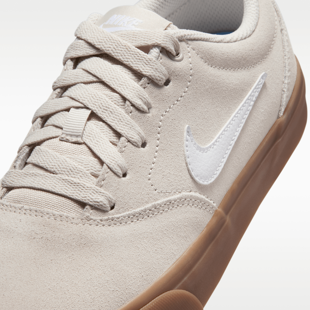 Light Orewood Brown/Gum Medium Brown/White