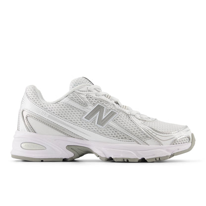 White With Metallic Silver And Reflection