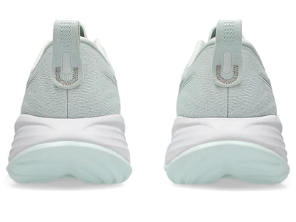 Pure Aqua/White