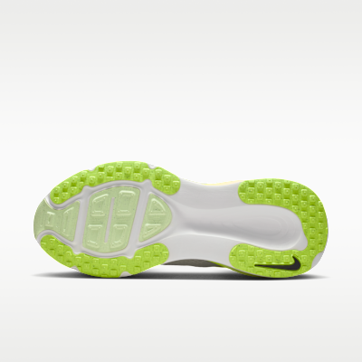 White/Volt/Barely Volt/Black