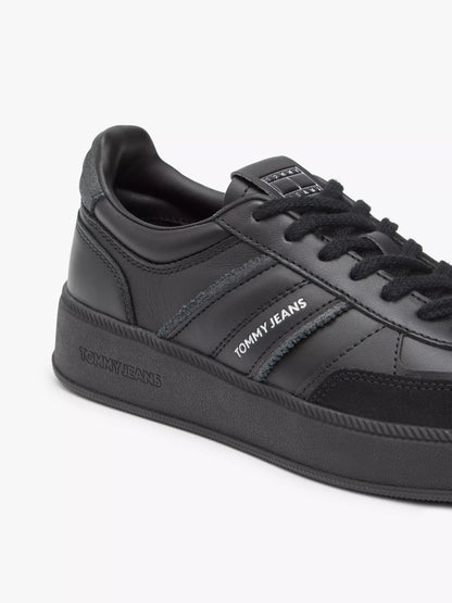Black / Silver