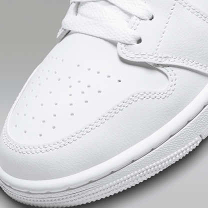 White/White/White