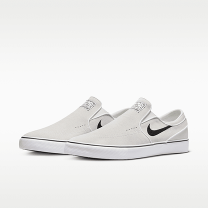 Summit White/Summit White/White/Black