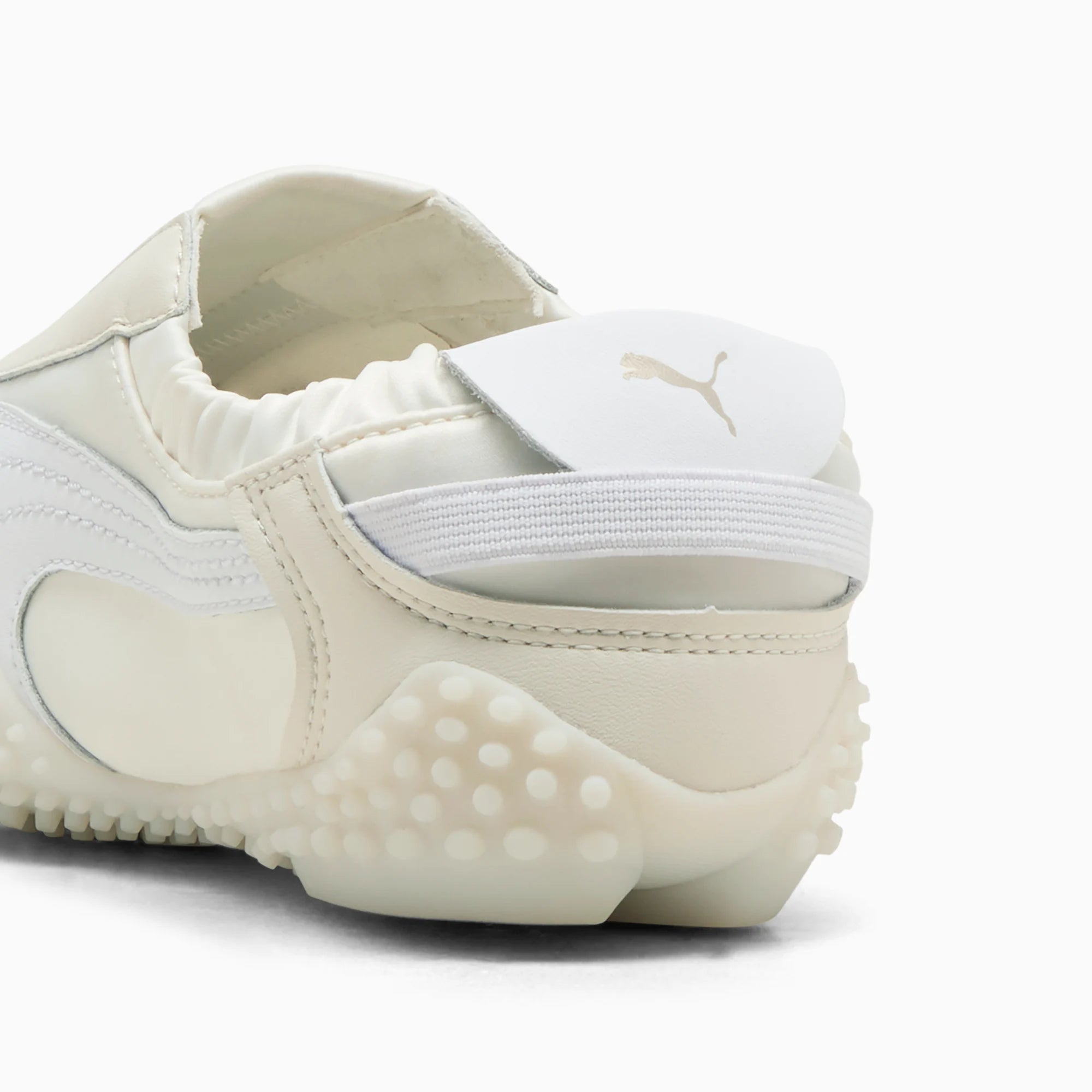 Warm White-PUMA White