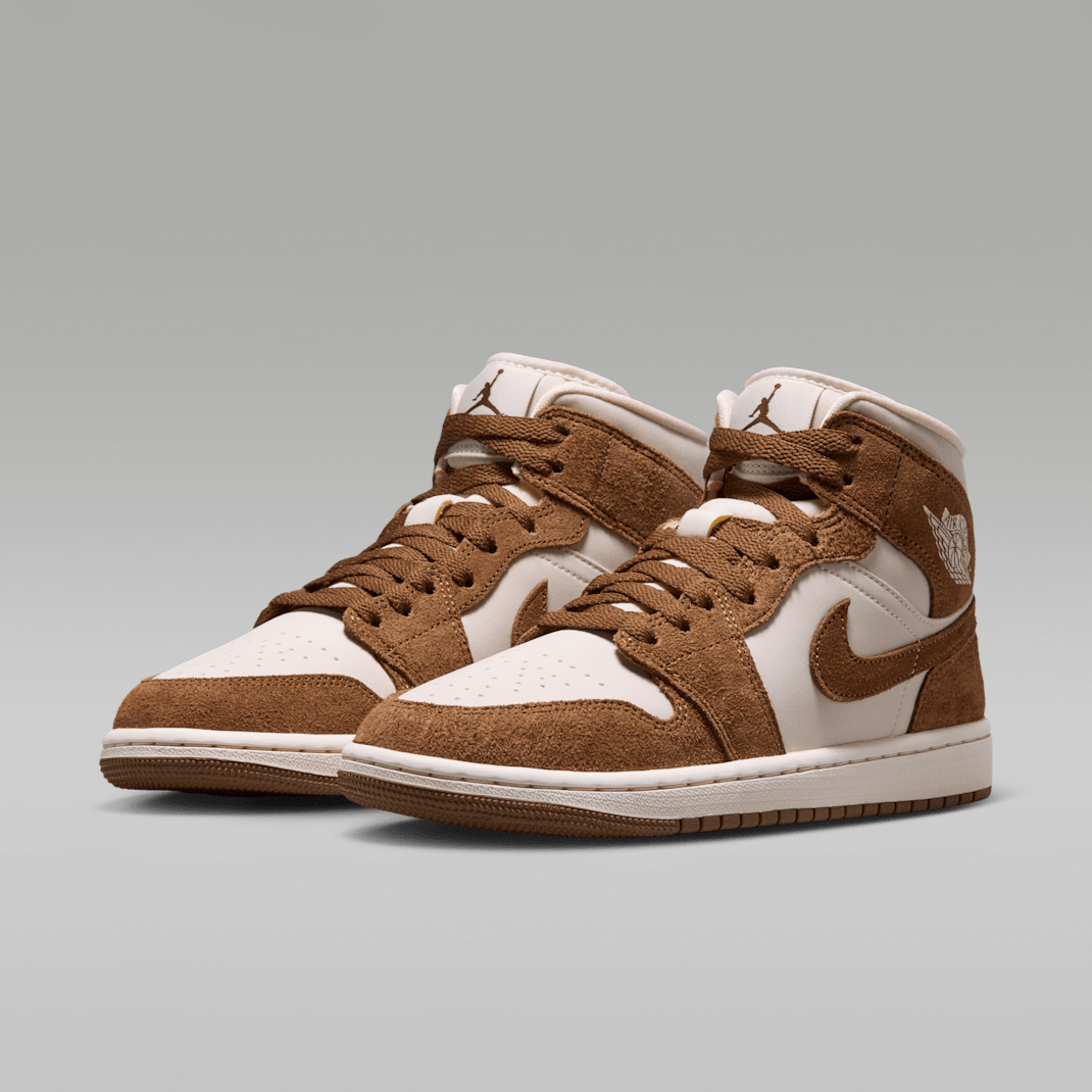 Light British Tan/Chalk