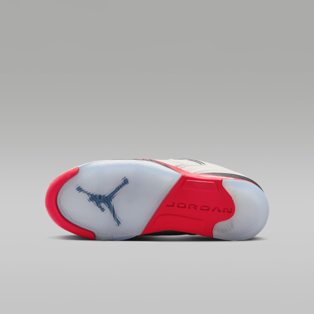 Sail/Black/Reflect Silver/Fire Red