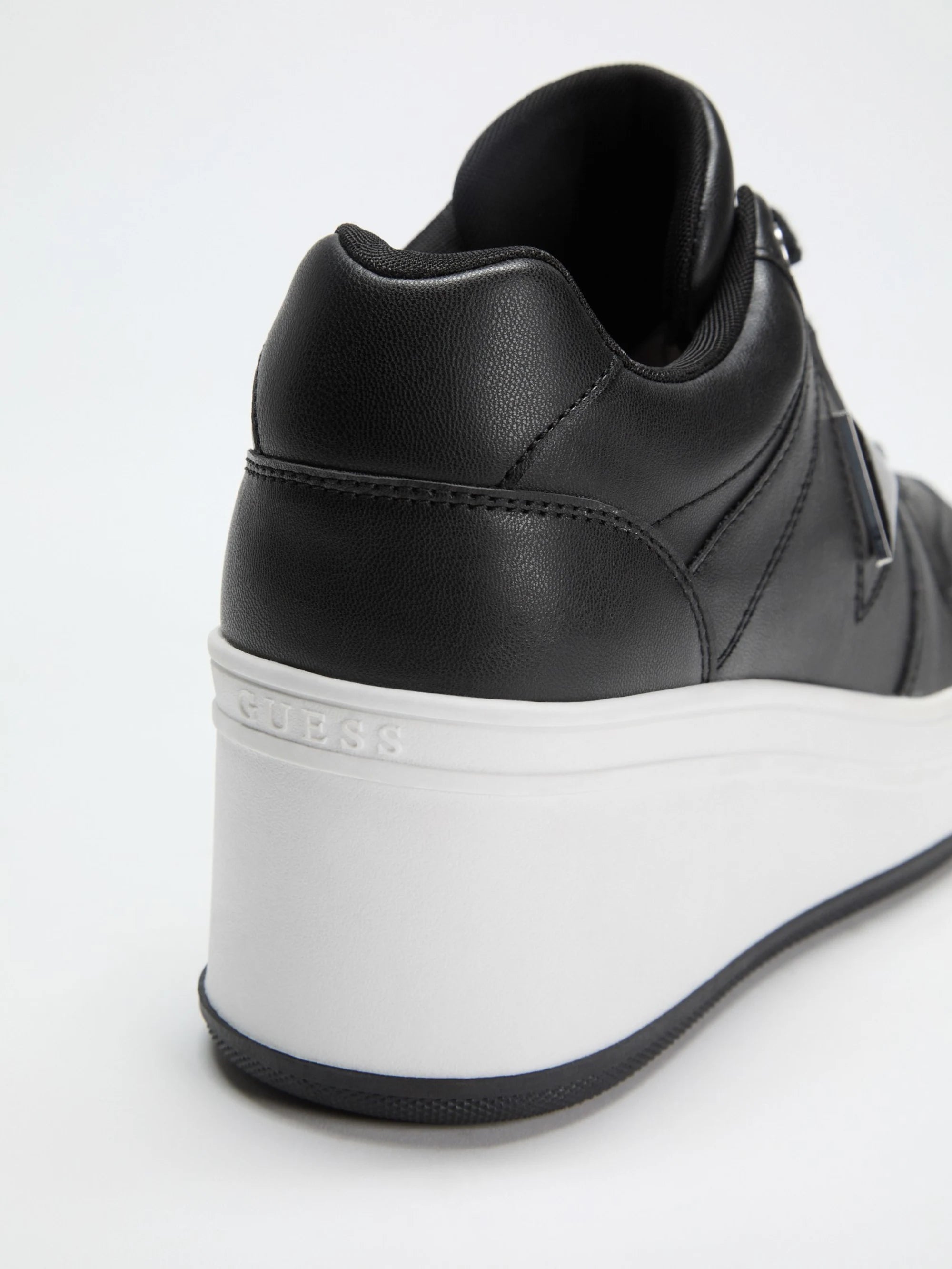 Black 001