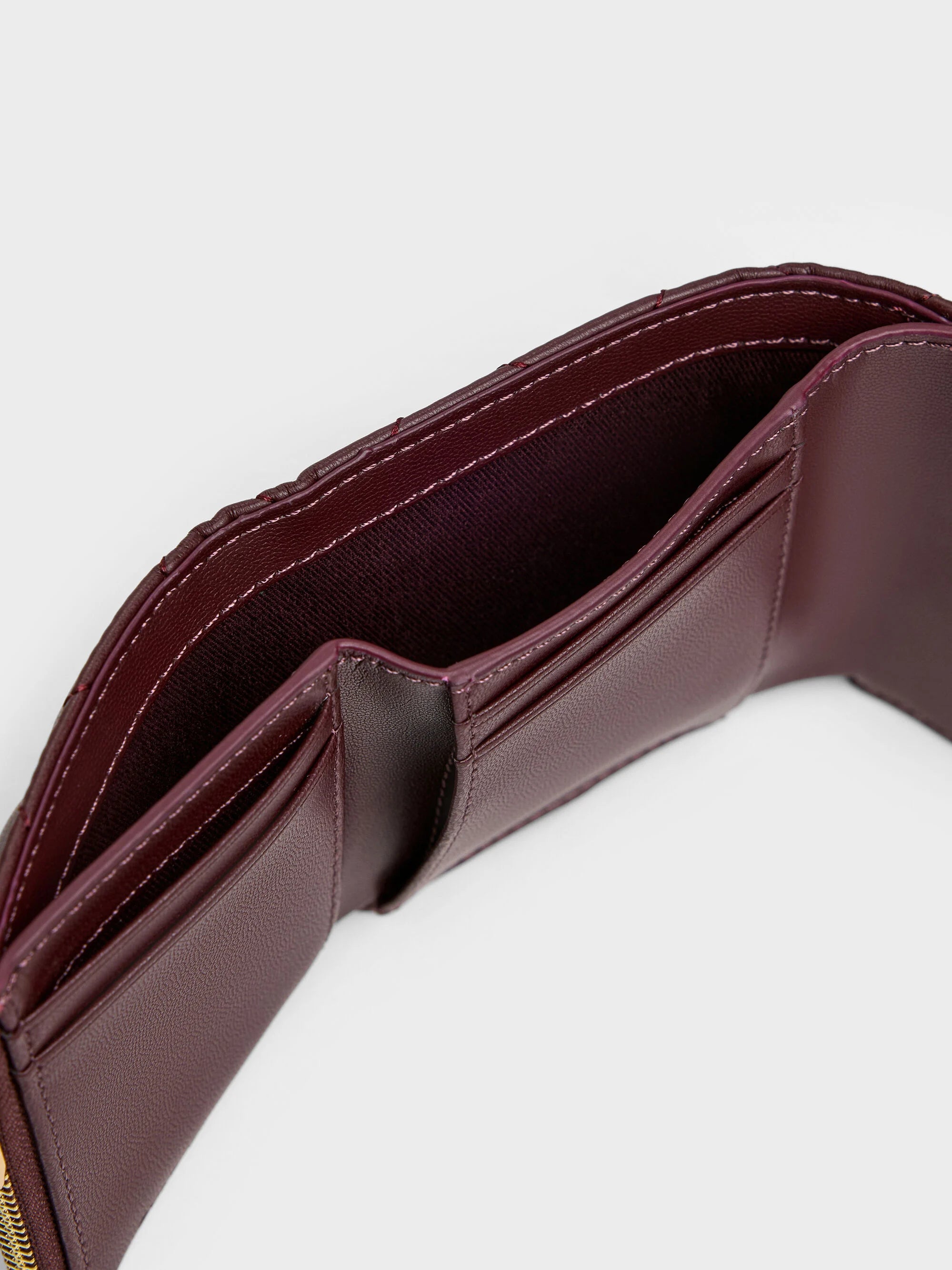 Wineberry Red