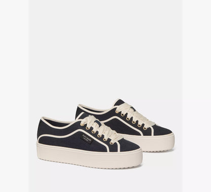 Captain Navy/Cream