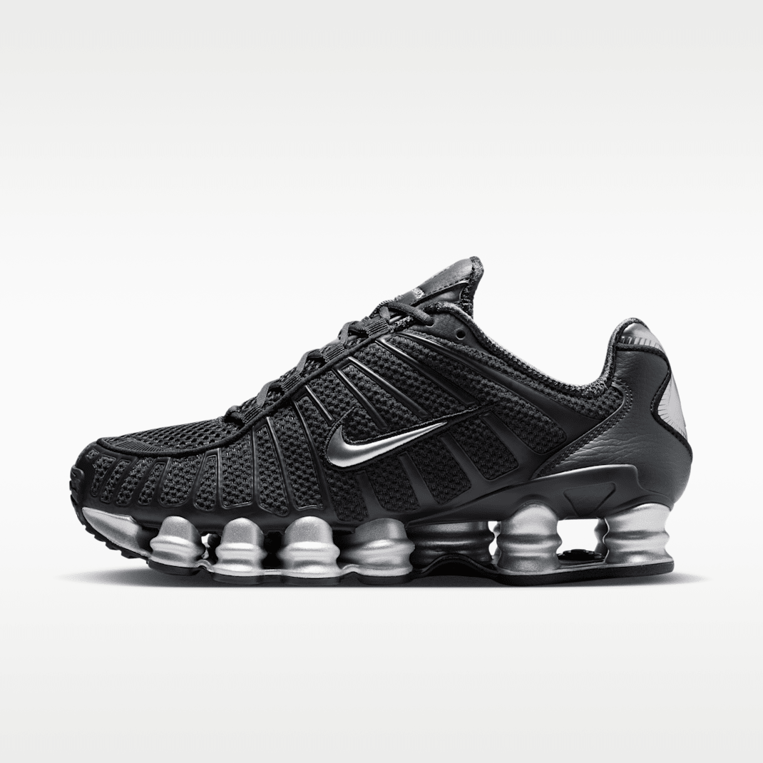 Off Noir/Black/Metallic Silver