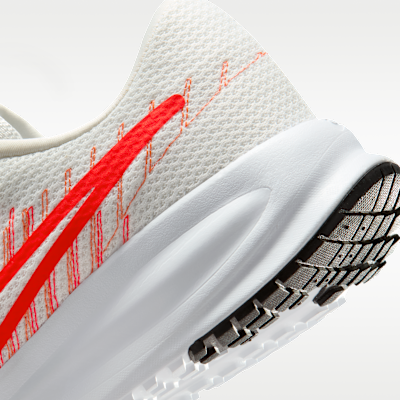 Summit White/Turf Orange/White/Bright Crimson
