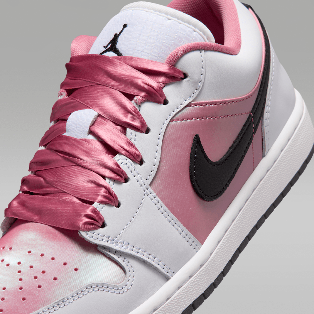 White/Black/Desert Berry